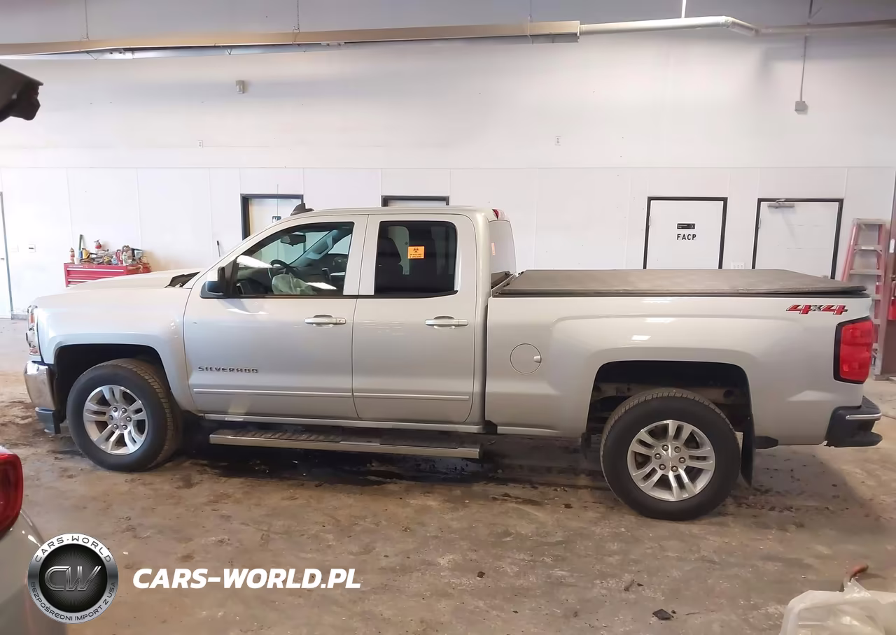2018 Chevrolet Silverado 1500 1Lt VIN:1GCVKREC2JZ125487 - 14