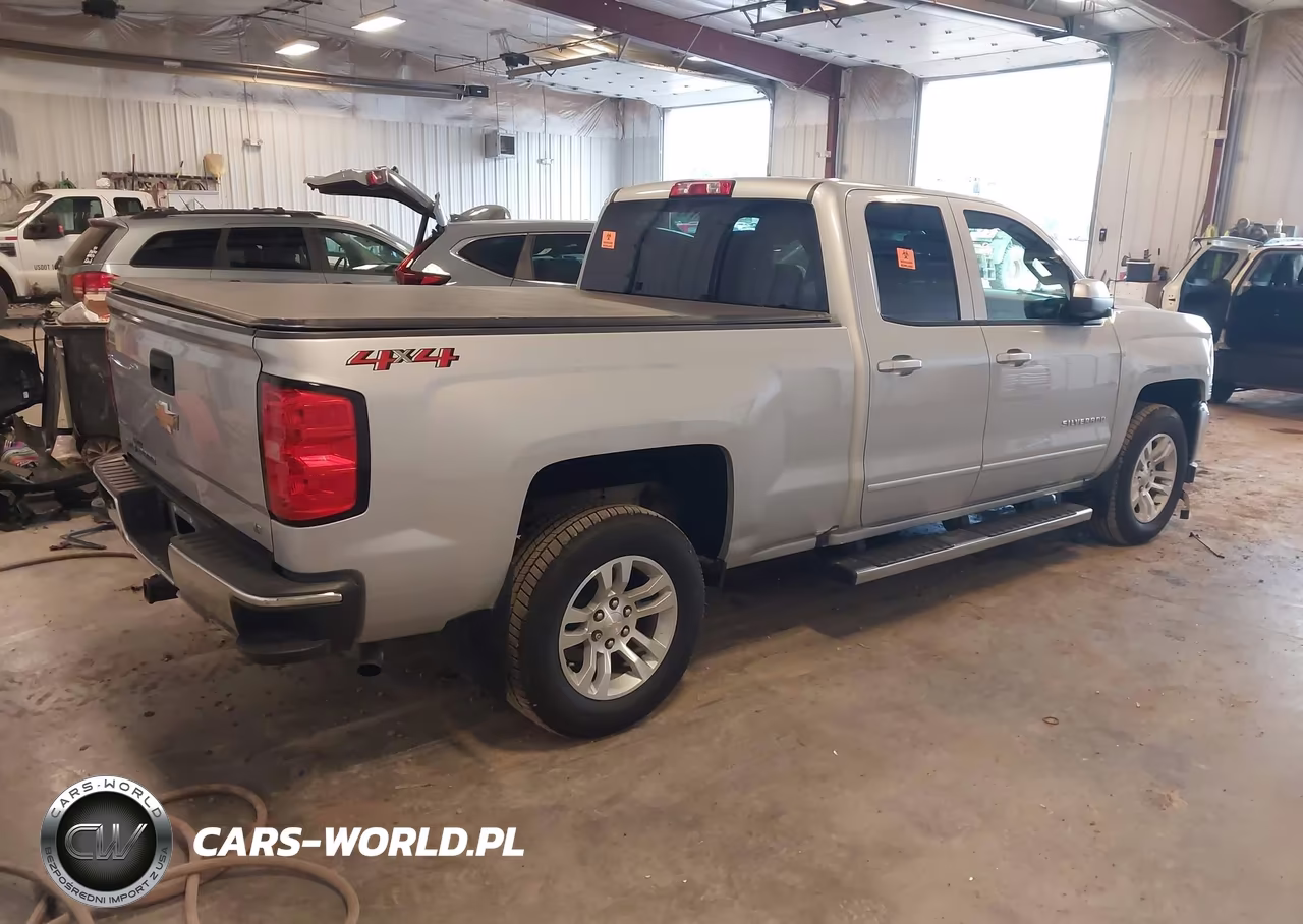 2018 Chevrolet Silverado 1500 1Lt VIN:1GCVKREC2JZ125487 - 4