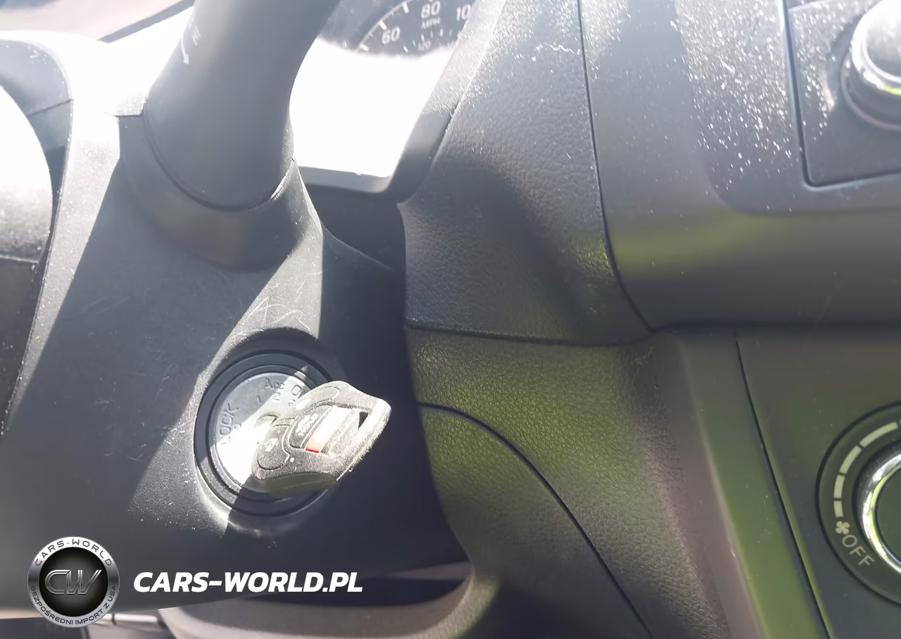 2016 Nissan Sentra S VIN:3N1AB7AP6GY297040 - 10