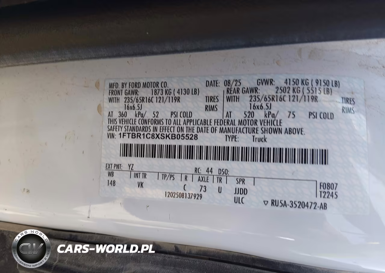 2025 Ford Transit-250 VIN:1FTBR1C8XSKB05528 - 9