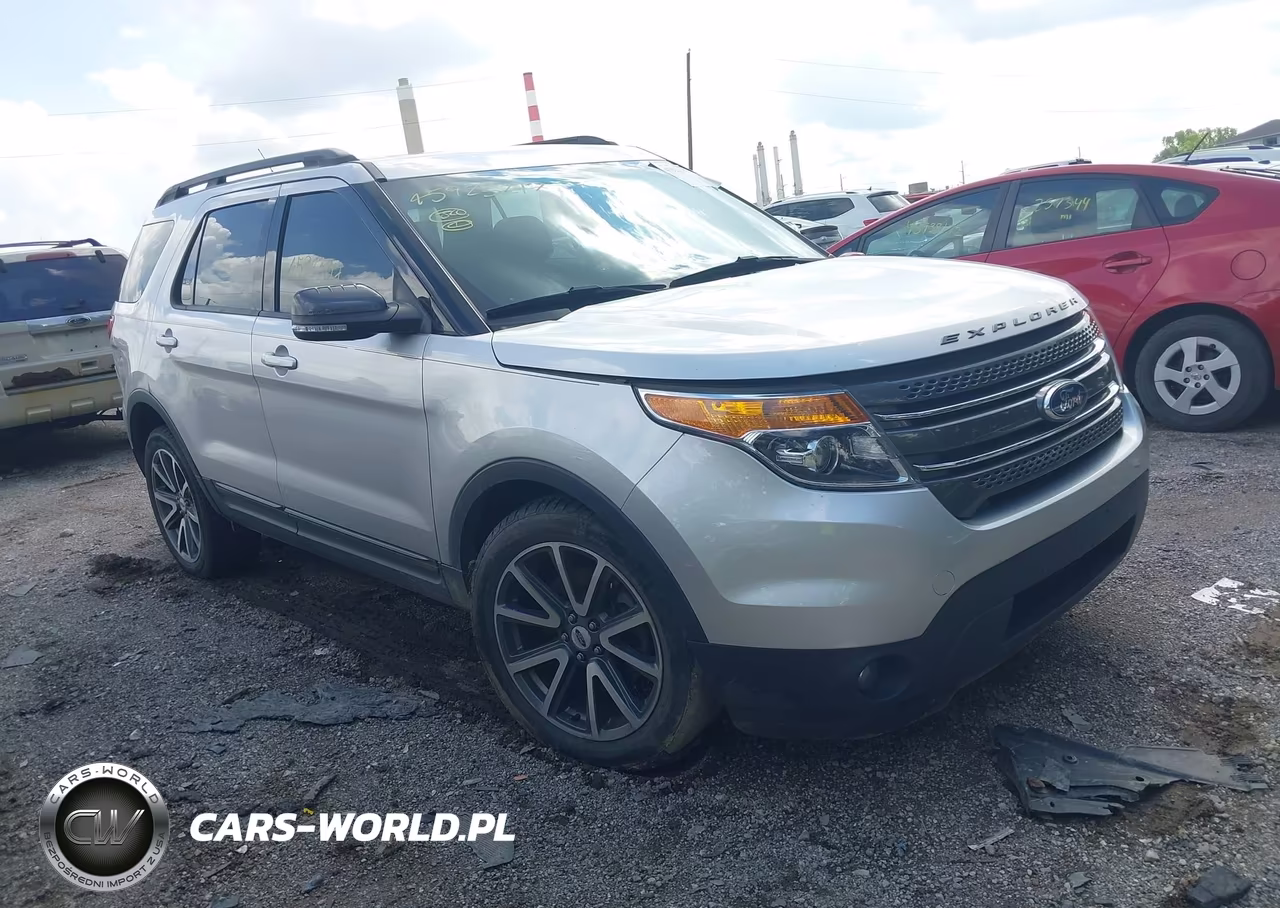 2015 Ford Explorer Xlt VIN:1FM5K8D8XFGC48301 - 1