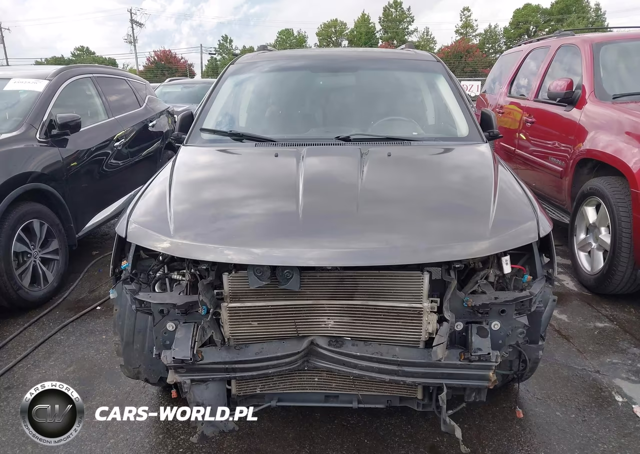 2018 Dodge Journey Crossroad VIN:3C4PDCGB9JT275527 - 12