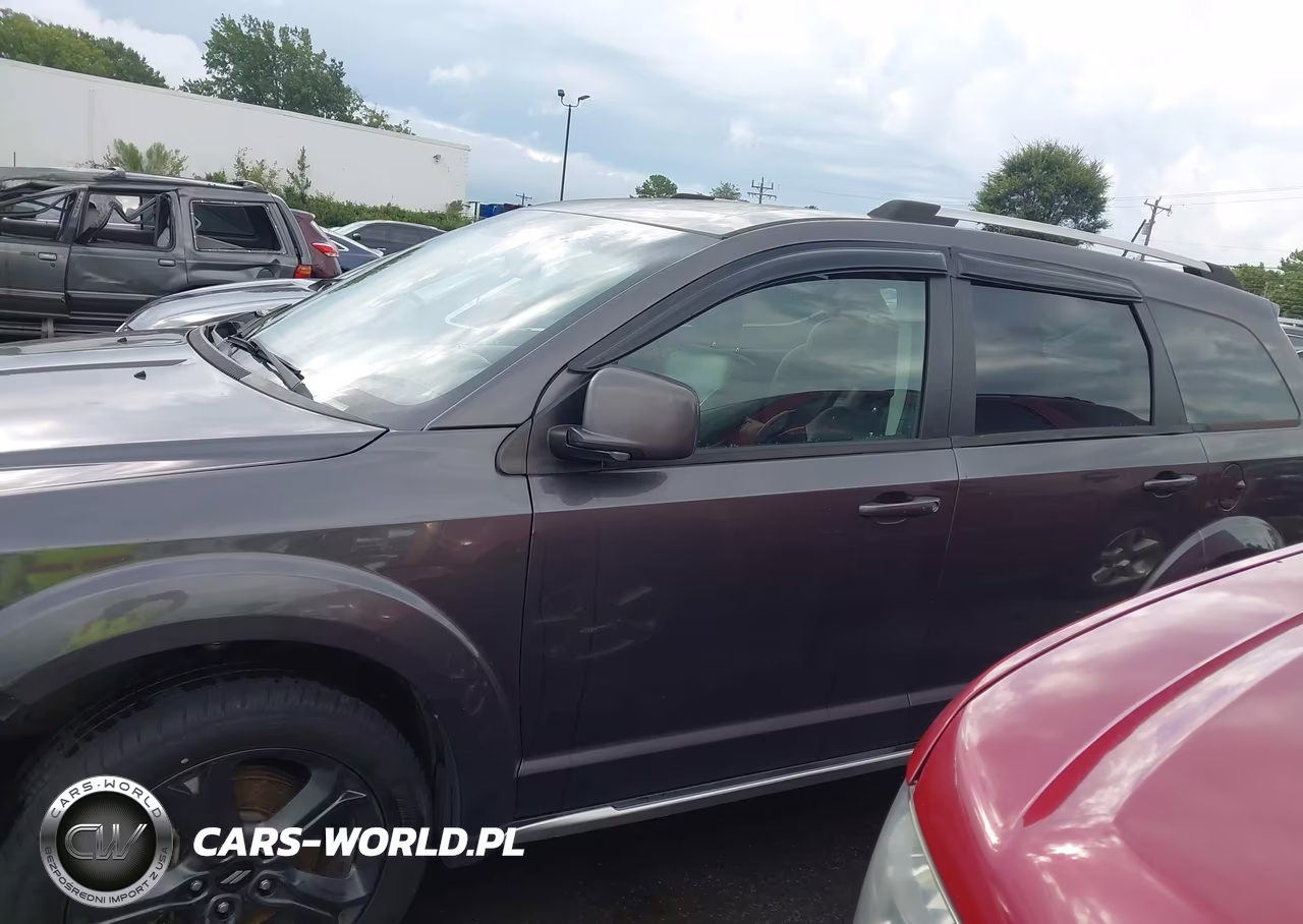 2018 Dodge Journey Crossroad VIN:3C4PDCGB9JT275527 - 14