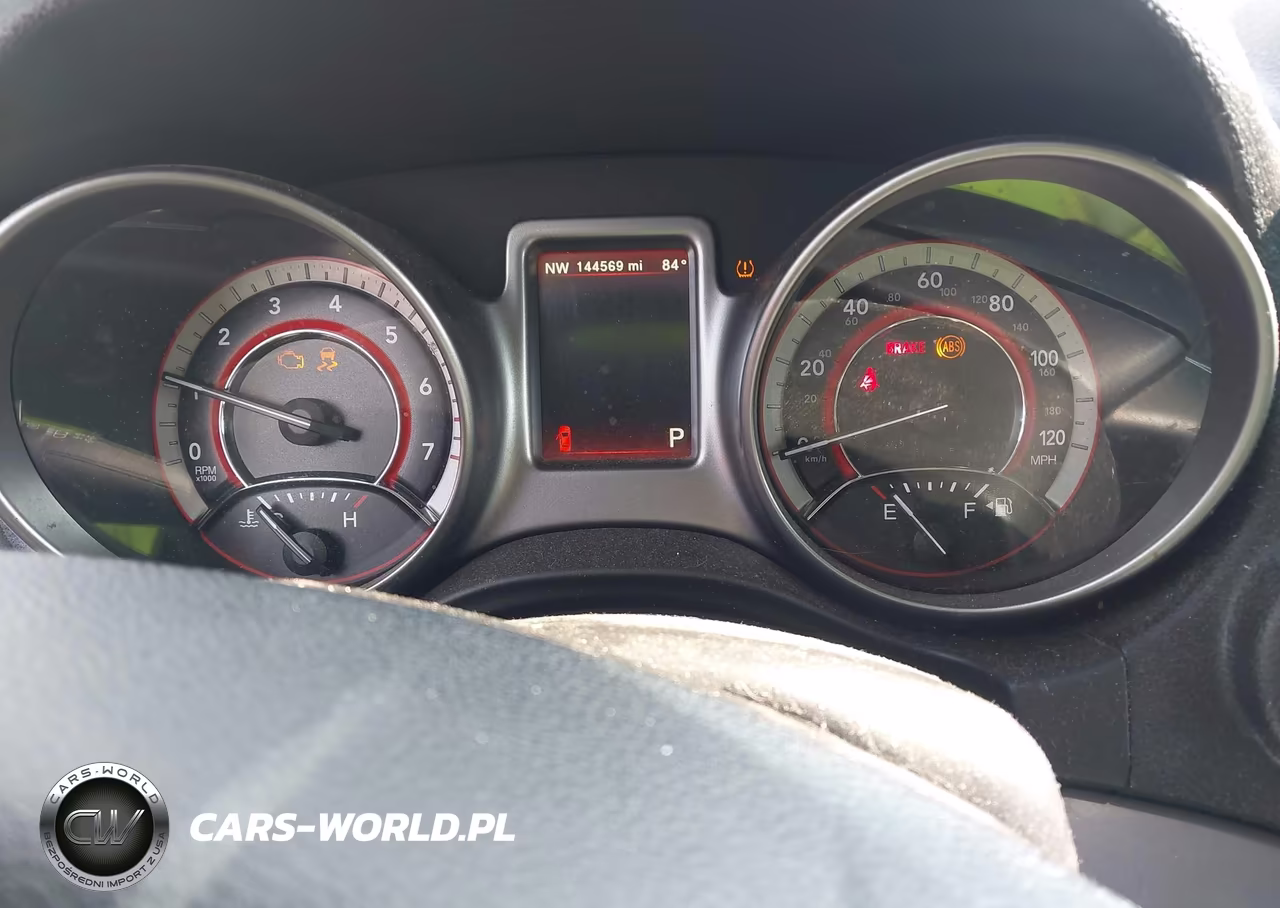 2018 Dodge Journey Crossroad VIN:3C4PDCGB9JT275527 - 7