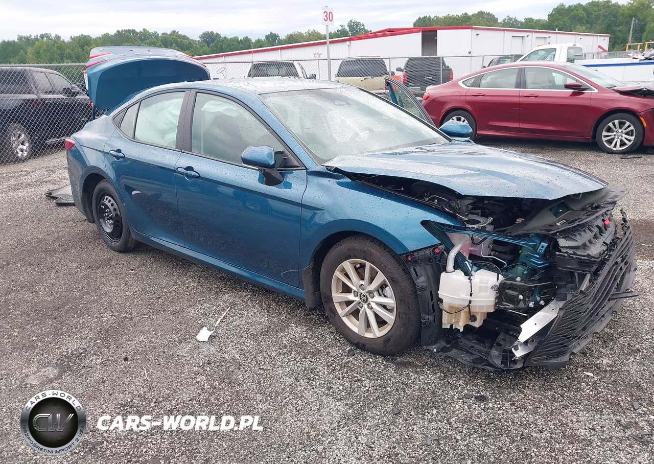 2026 Toyota Camry Le – zdjęcie 1 z 15