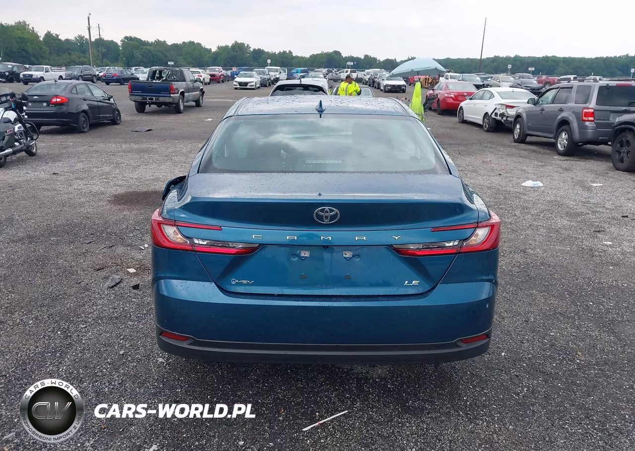 2026 Toyota Camry Le VIN:4T1DAACK6TU274183 - 15