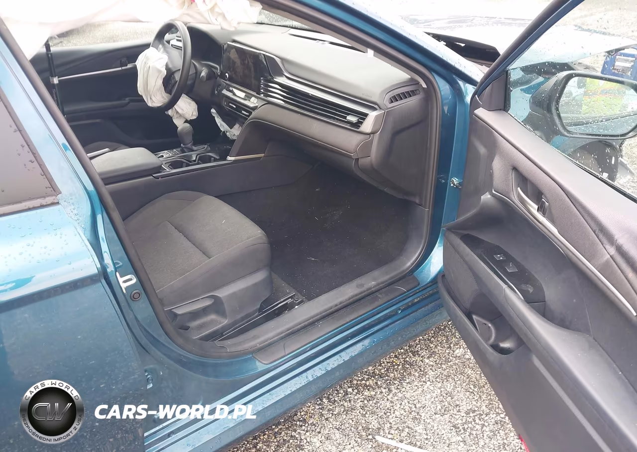 2026 Toyota Camry Le VIN:4T1DAACK6TU274183 - 5
