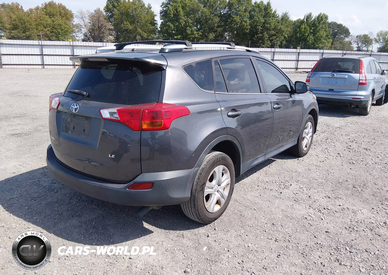 2015 Toyota Rav4 Le VIN:JTMZFREV0FJ050446 - 4
