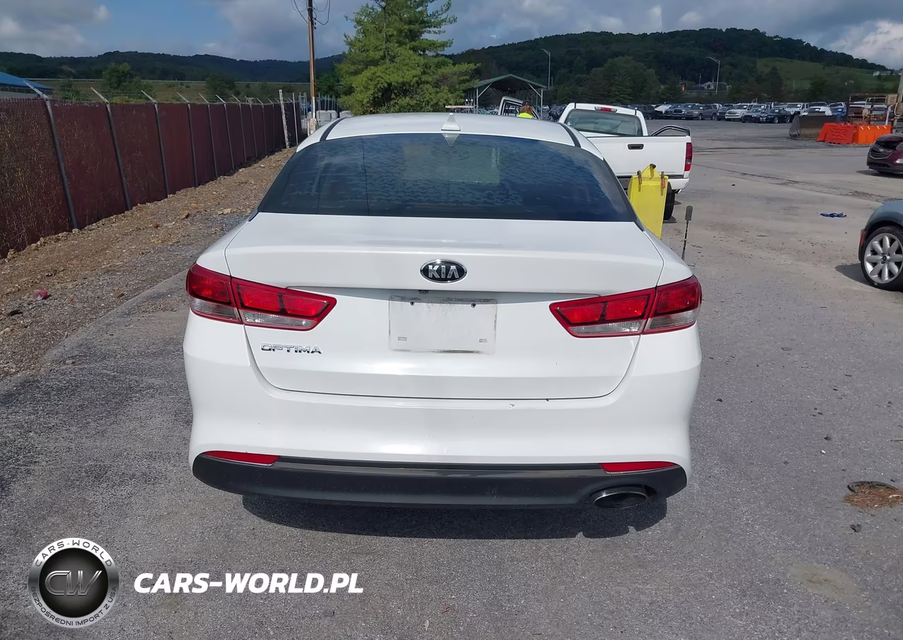 2017 Kia Optima Lx VIN:5XXGT4L33HG139245 - 16