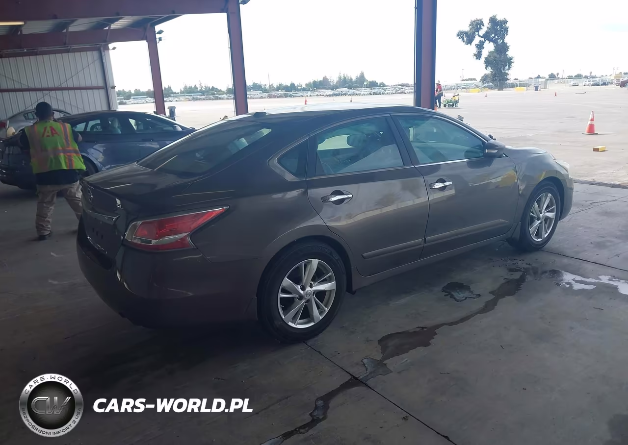 2015 Nissan Altima 2.5 Sl VIN:1N4AL3AP9FN361091 - 4