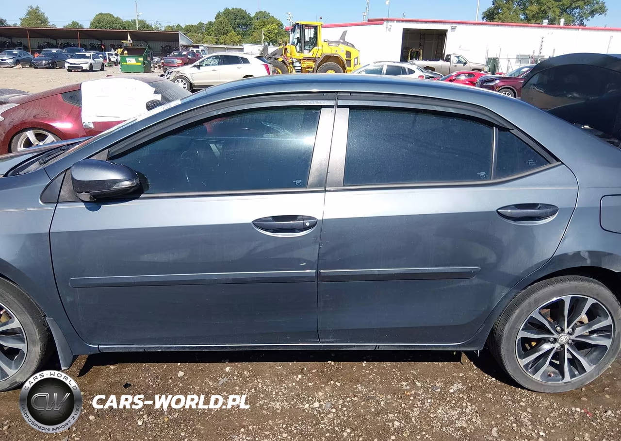 2018 Toyota Corolla Se VIN:5YFBURHE1JP799683 - 15