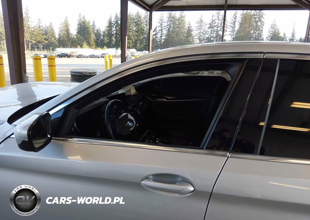 2019 BMW 5 Series 530I xDrive VIN:WBAJA7C53KWW48768 - 14