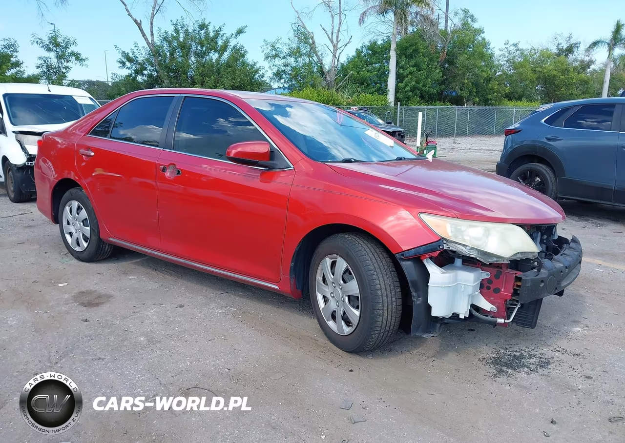 2013 Toyota Camry Le