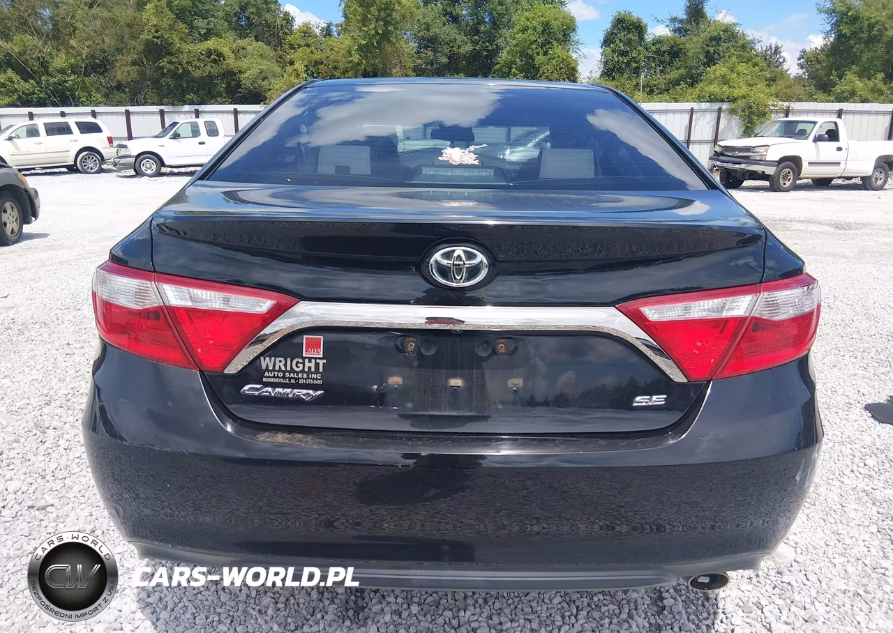 2017 Toyota Camry Se VIN:4T1BF1FK7HU630040 - 16