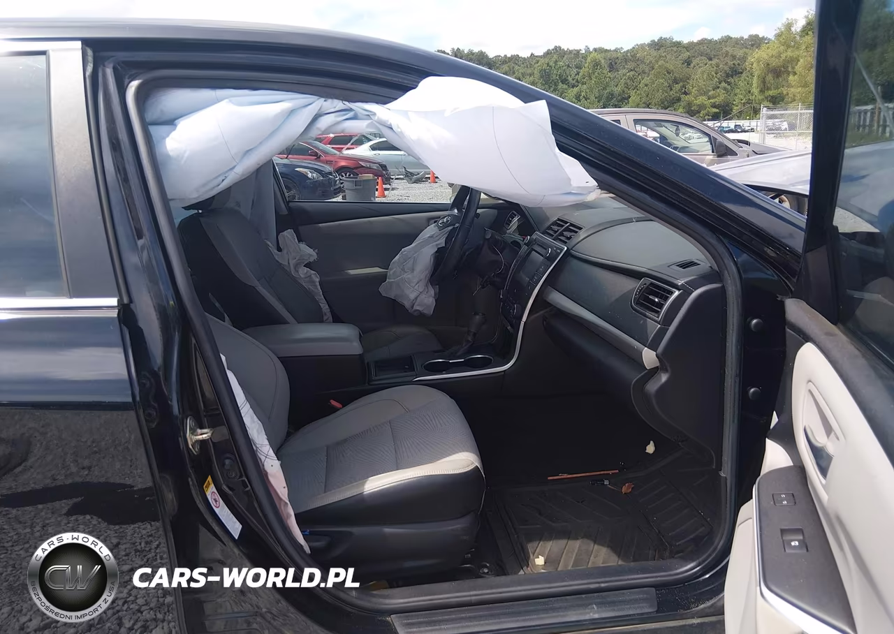 2017 Toyota Camry Se VIN:4T1BF1FK7HU630040 - 5