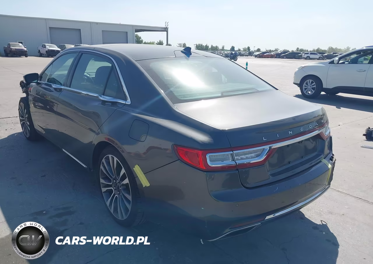 2018 Lincoln Continental Select VIN:1LN6L9SK5J5615079 - 3