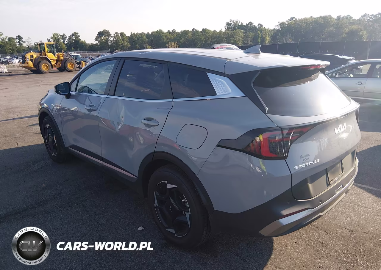 2026 Kia Sportage Ex VIN:5XYK33DF8TG402086 - 3