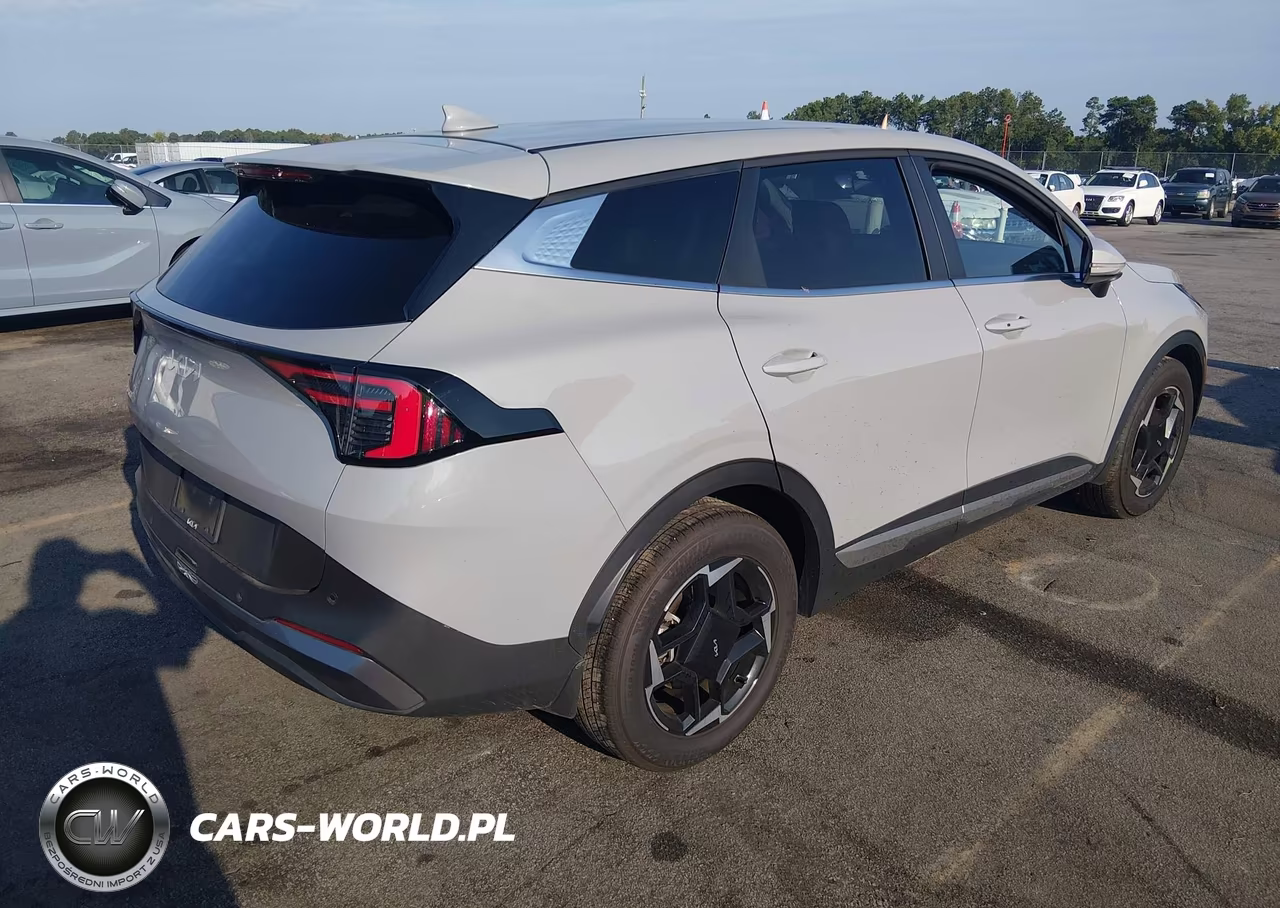 2026 Kia Sportage Ex VIN:5XYK33DF8TG402086 - 4