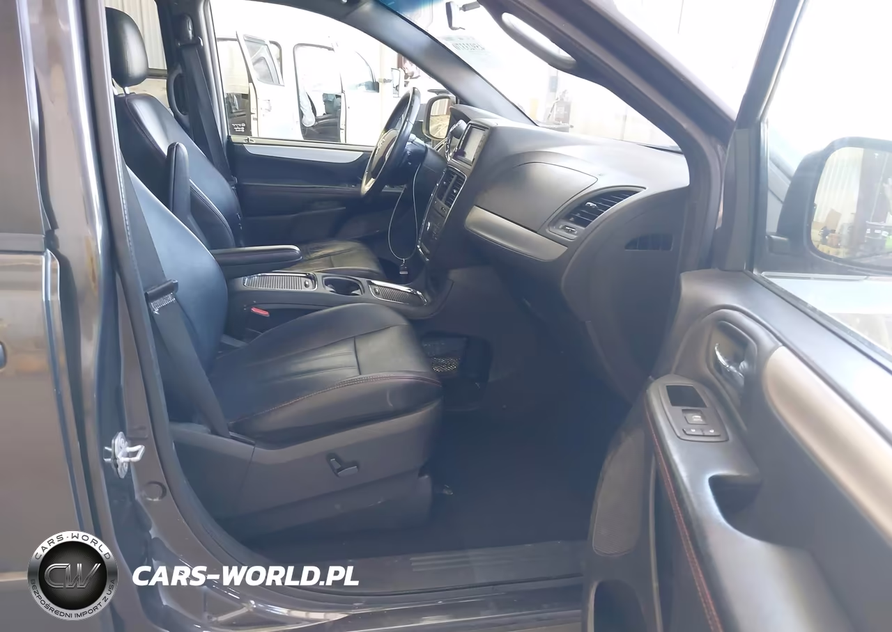 2016 Dodge Grand Caravan R-T VIN:2C4RDGEG3GR217343 - 5