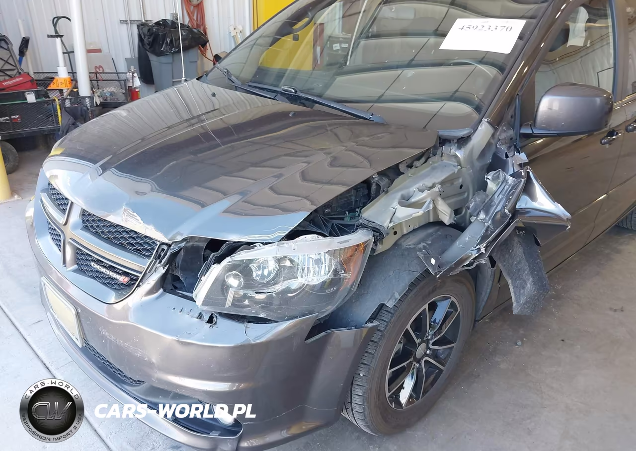 2016 Dodge Grand Caravan R-T VIN:2C4RDGEG3GR217343 - 6