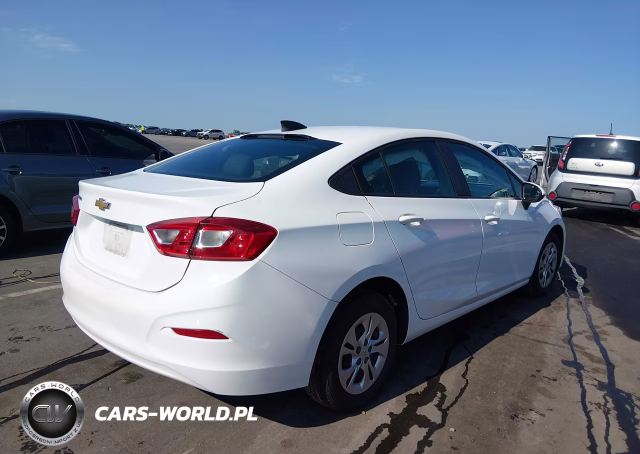 2019 Chevrolet Cruze Ls VIN:1G1BC5SM9K7147711 - 4