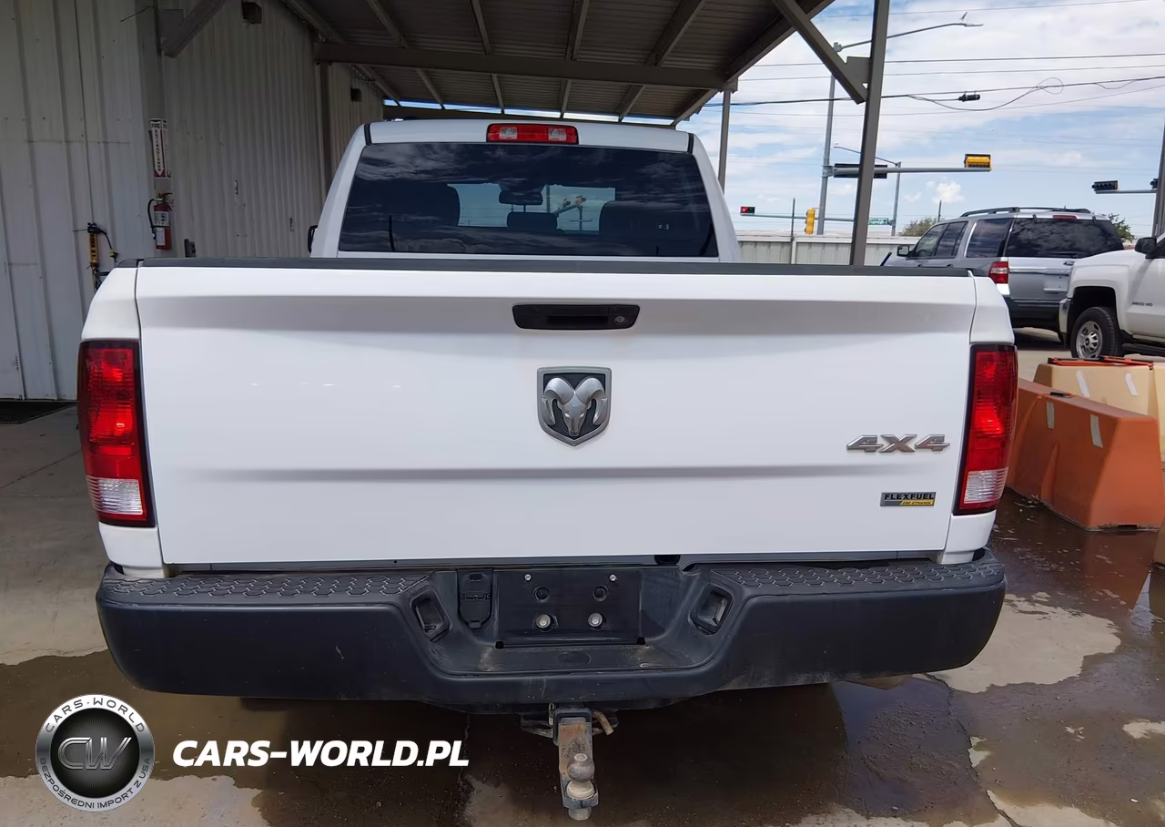 2016 Ram 1500 Tradesman VIN:1C6RR7FG0GS390422 - 17