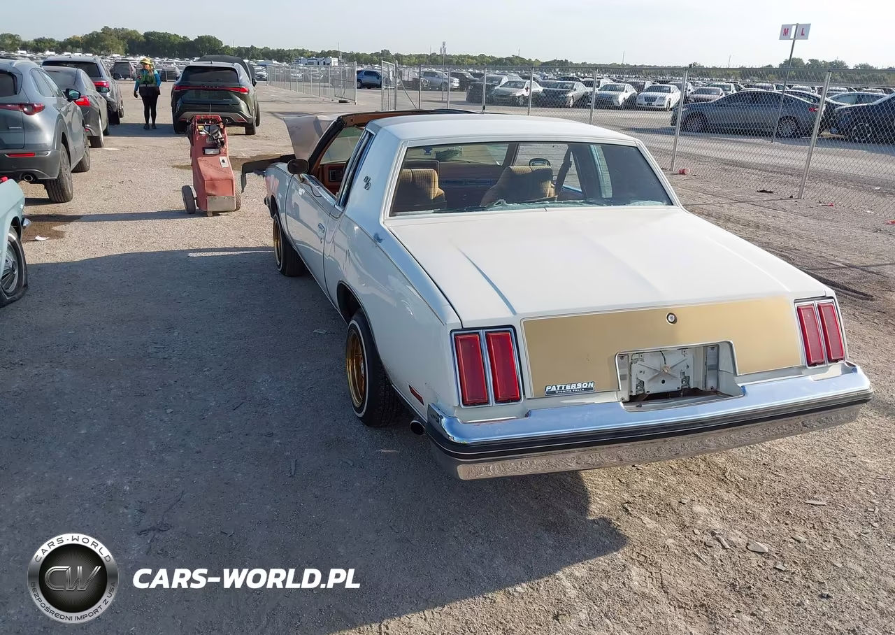 1979 Oldsmobile Cutlass Calais VIN:00003K47R9M569403 - 3