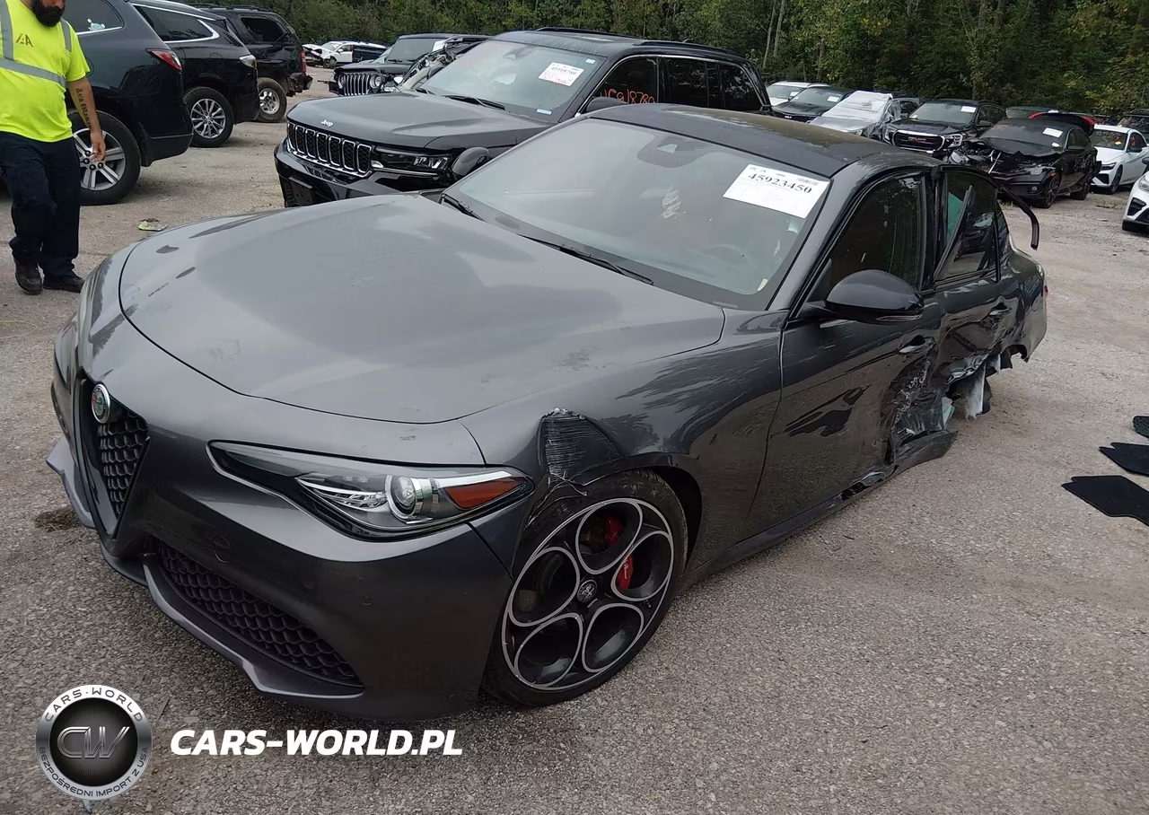 2022 Alfa Romeo Giulia Veloce Awd VIN:ZARFANBN6N7664756 - 2