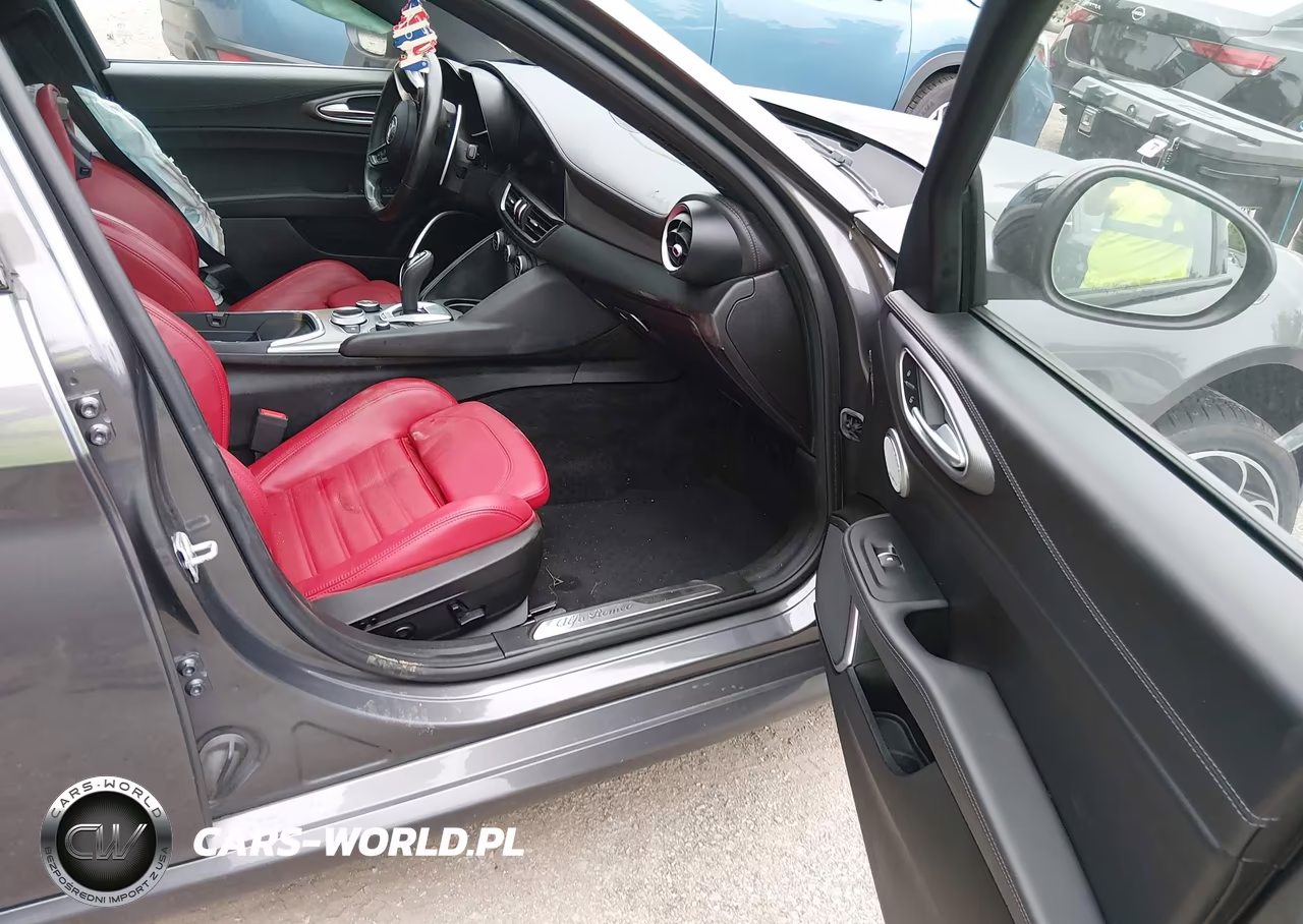 2022 Alfa Romeo Giulia Veloce Awd VIN:ZARFANBN6N7664756 - 5