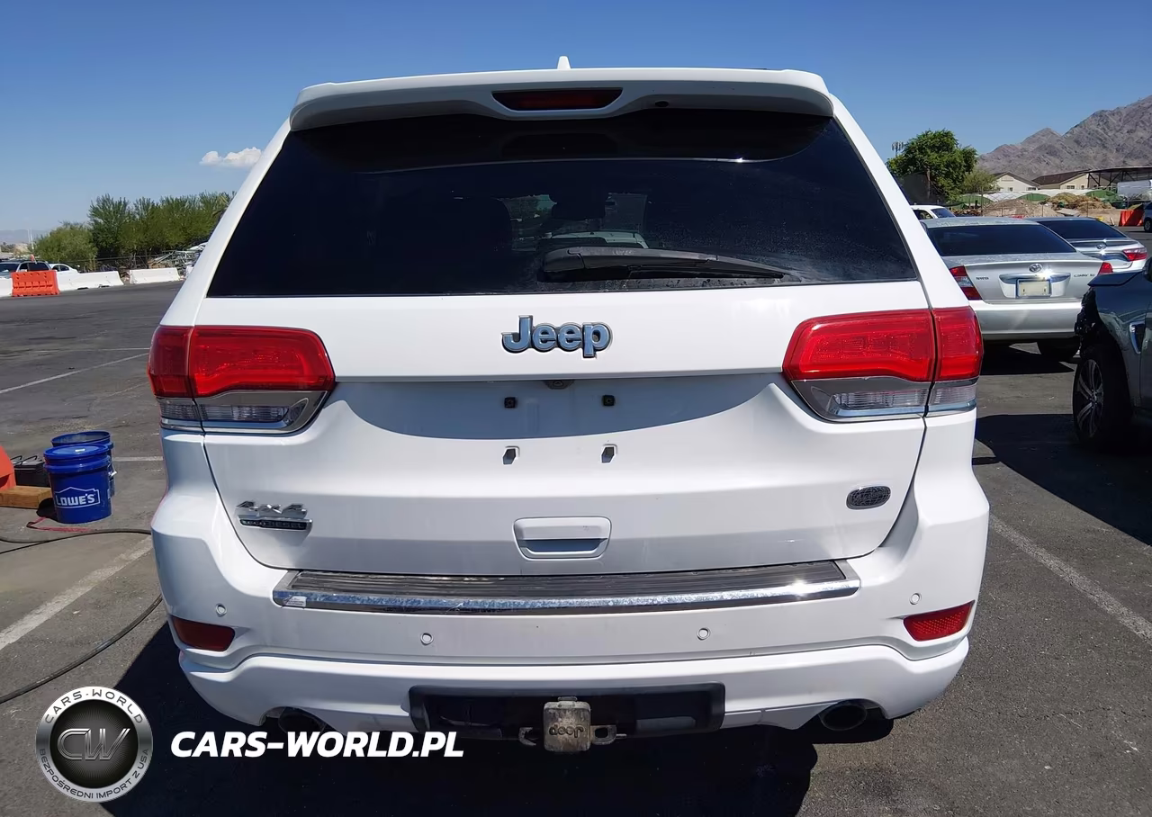 2015 Jeep Grand Cherokee Overland VIN:1C4RJFCM9FC618673 - 16