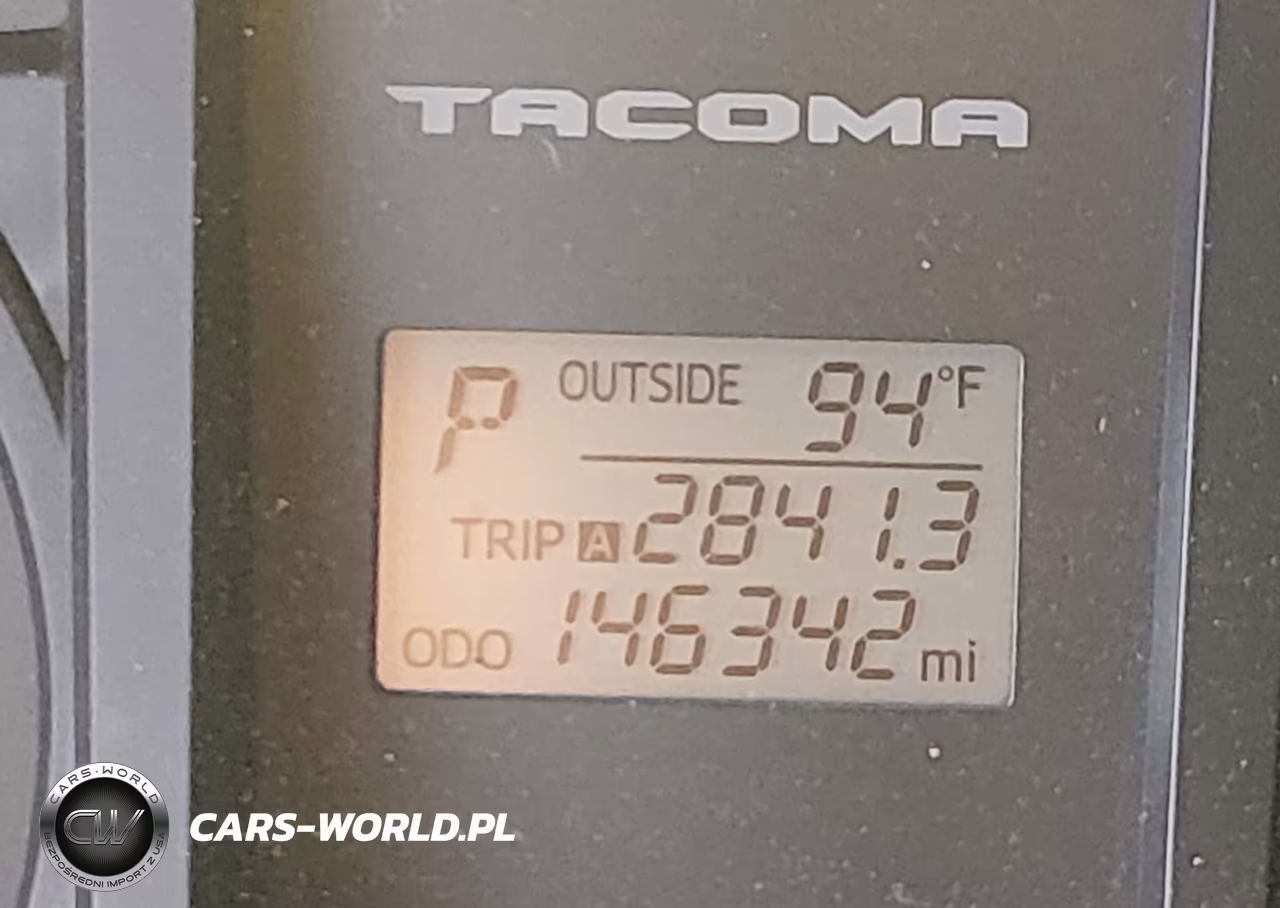 2017 Toyota Tacoma Sr VIN:5TFAX5GN5HX081935 - 15