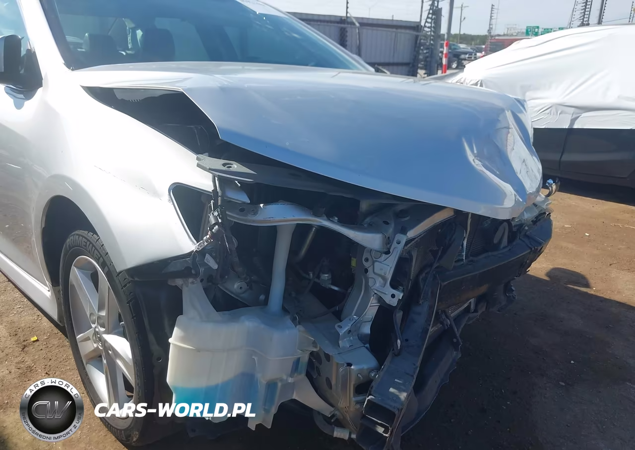 2014 Toyota Camry Se VIN:4T1BF1FK2EU390715 - 6