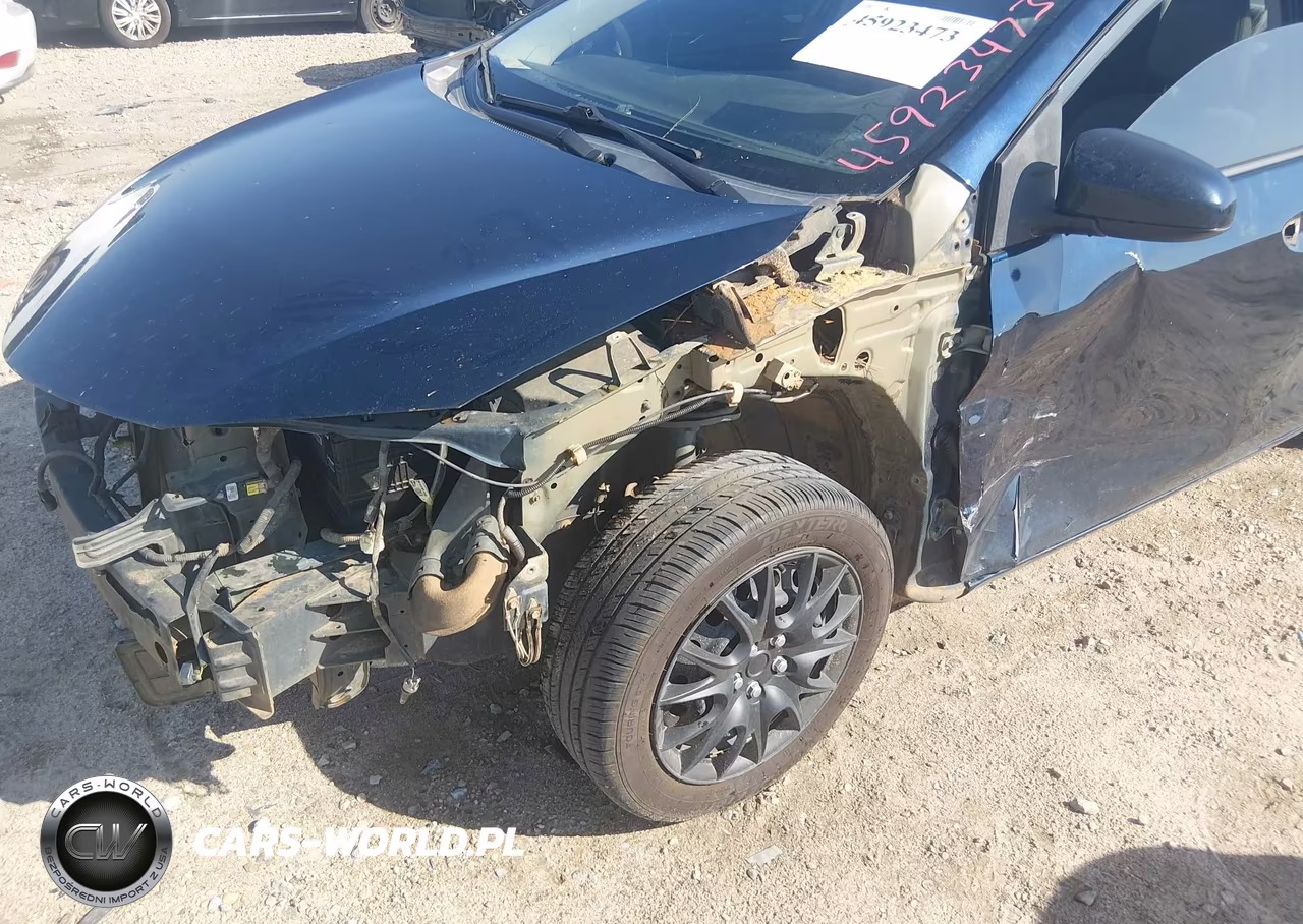 2017 Toyota Corolla Le VIN:2T1BURHE5HC837149 - 19