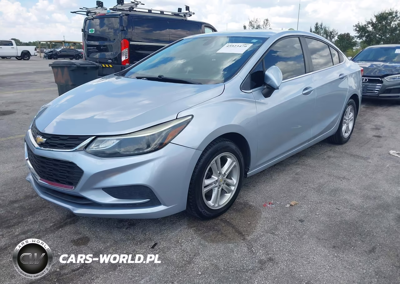 2017 Chevrolet Cruze Lt Auto VIN:1G1BE5SM2H7195800 - 2