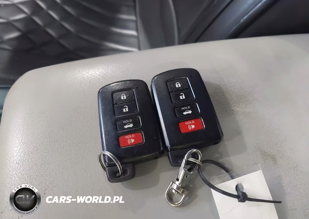2014 Toyota Camry Hybrid Xle VIN:4T1BD1FK4EU102604 - 11