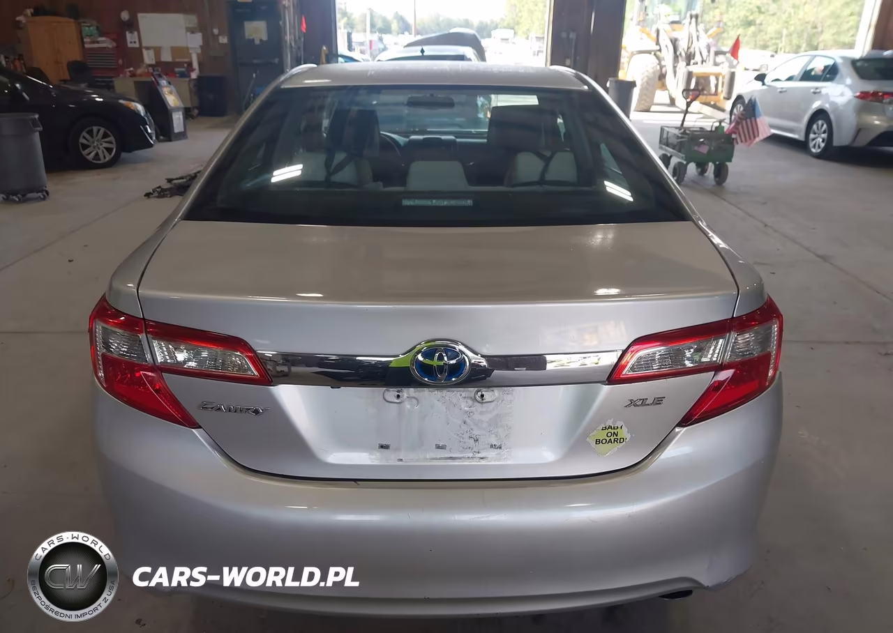 2014 Toyota Camry Hybrid Xle VIN:4T1BD1FK4EU102604 - 16