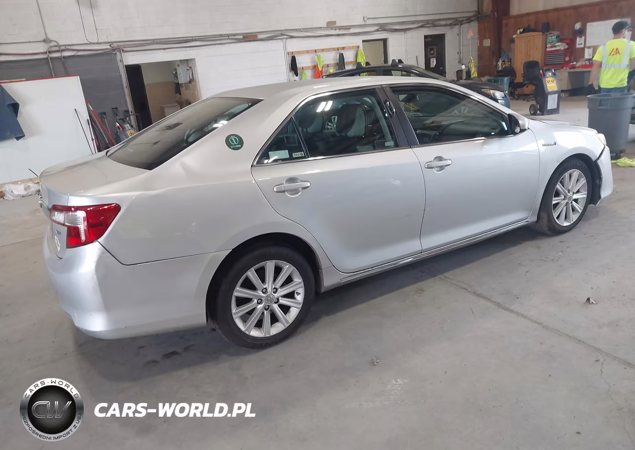 2014 Toyota Camry Hybrid Xle VIN:4T1BD1FK4EU102604 - 4