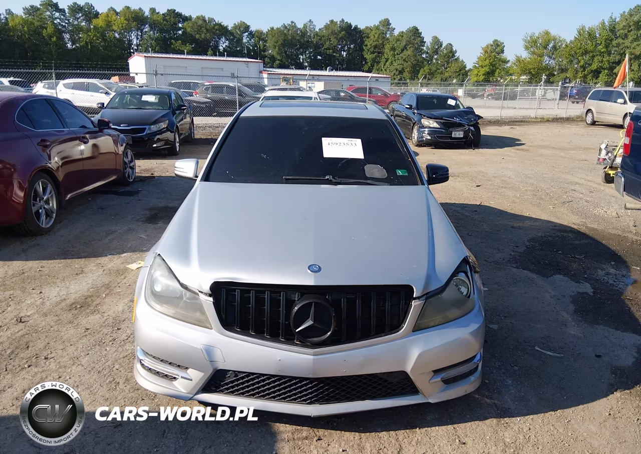 2012 Mercedes-Benz C 300 Sport 4Matic VIN:WDDGF8BB8CR228313 - 12