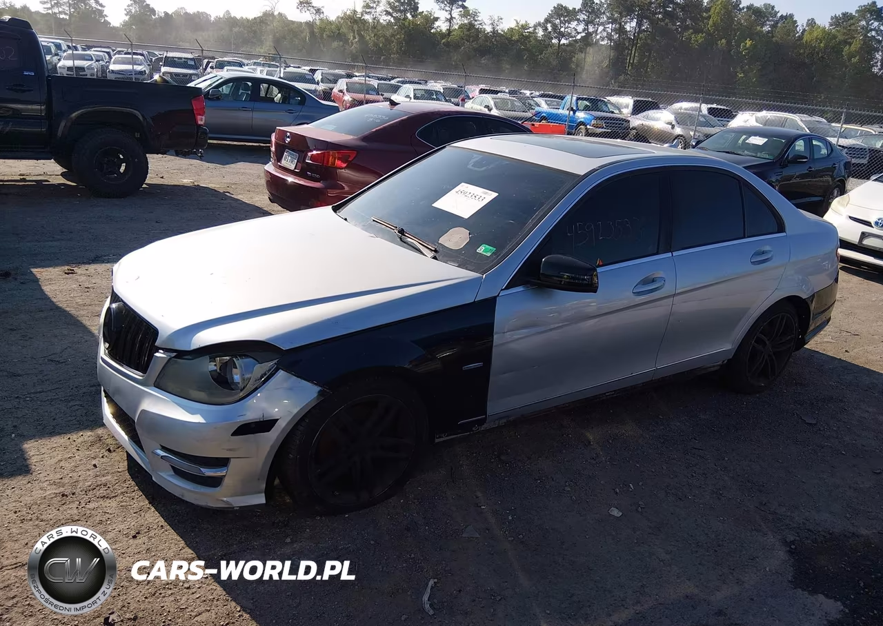 2012 Mercedes-Benz C 300 Sport 4Matic VIN:WDDGF8BB8CR228313 - 14
