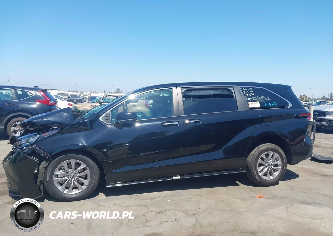 2025 Toyota Sienna Xle VIN:5TDYRKEC8SS243112 - 14