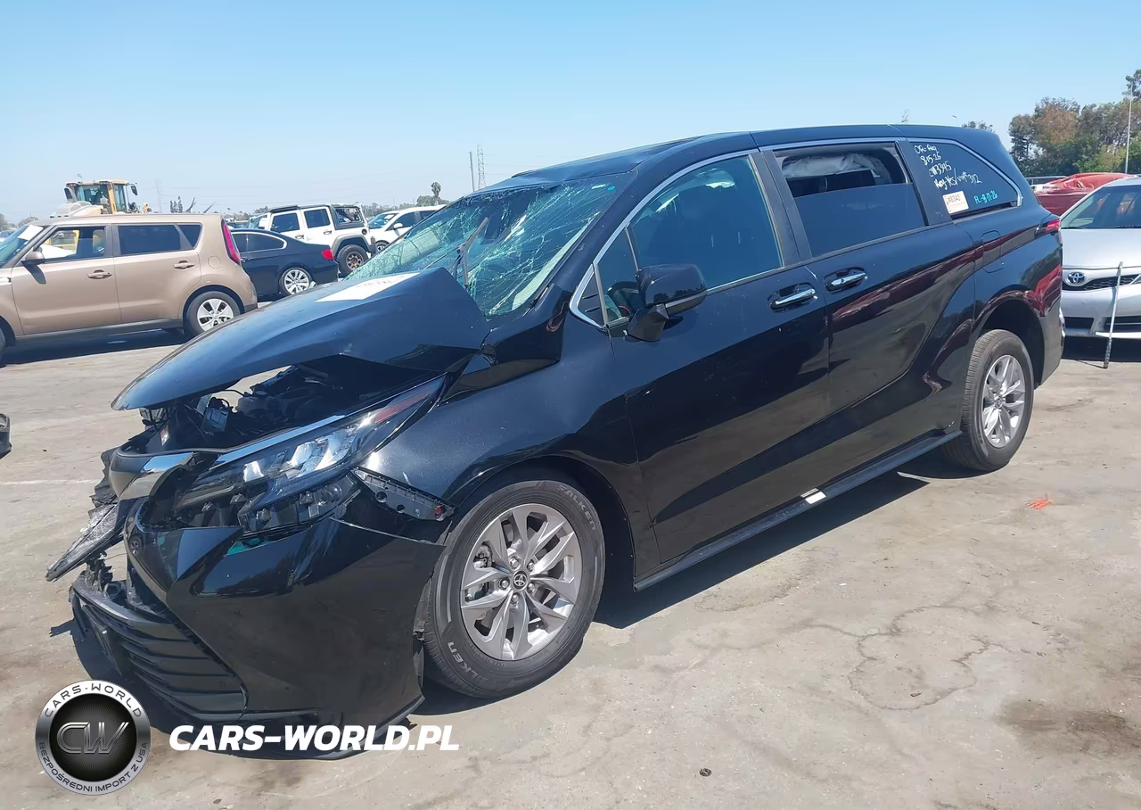 2025 Toyota Sienna Xle VIN:5TDYRKEC8SS243112 - 2