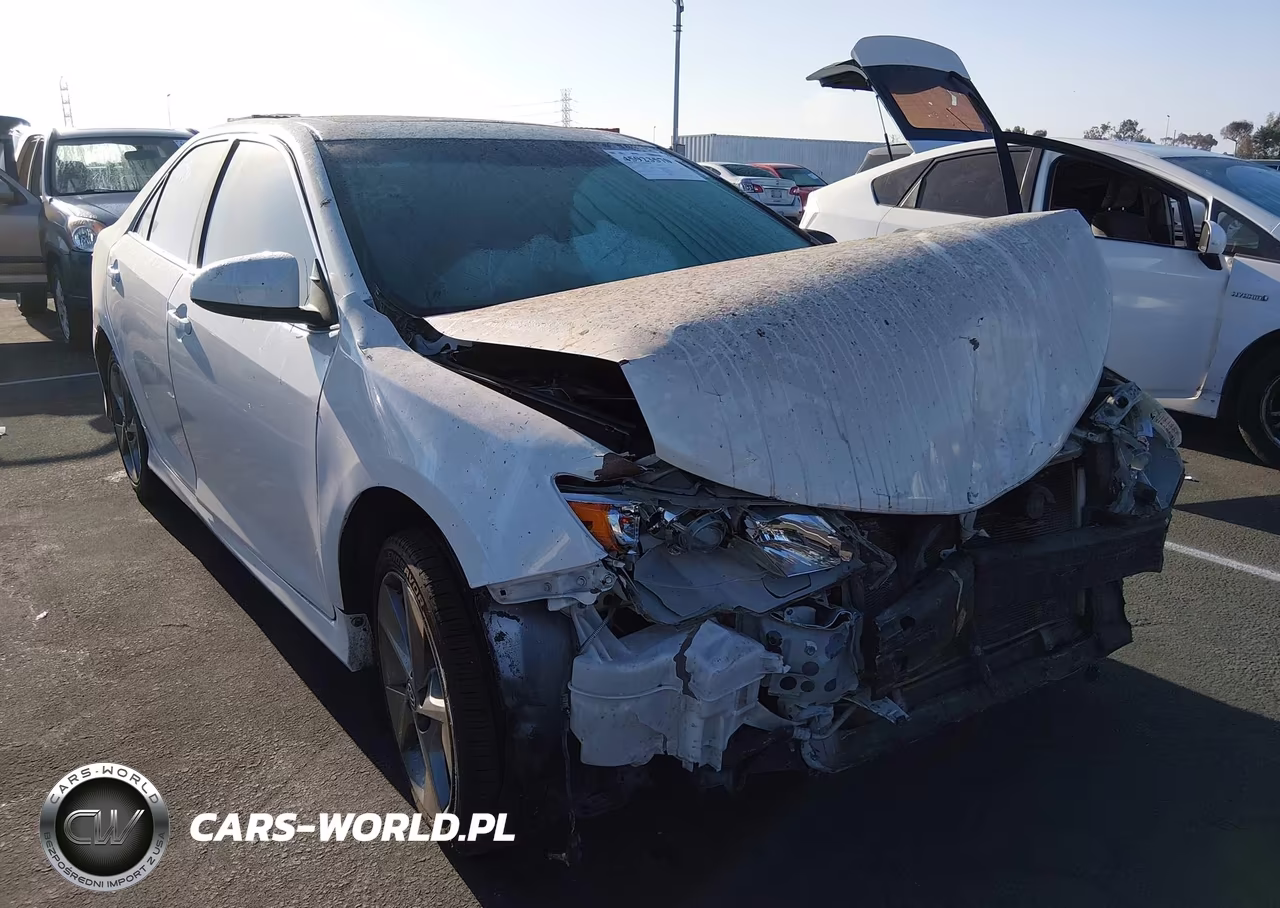 2014 Toyota Camry Se Sport VIN:4T1BF1FK3EU410535 - 1