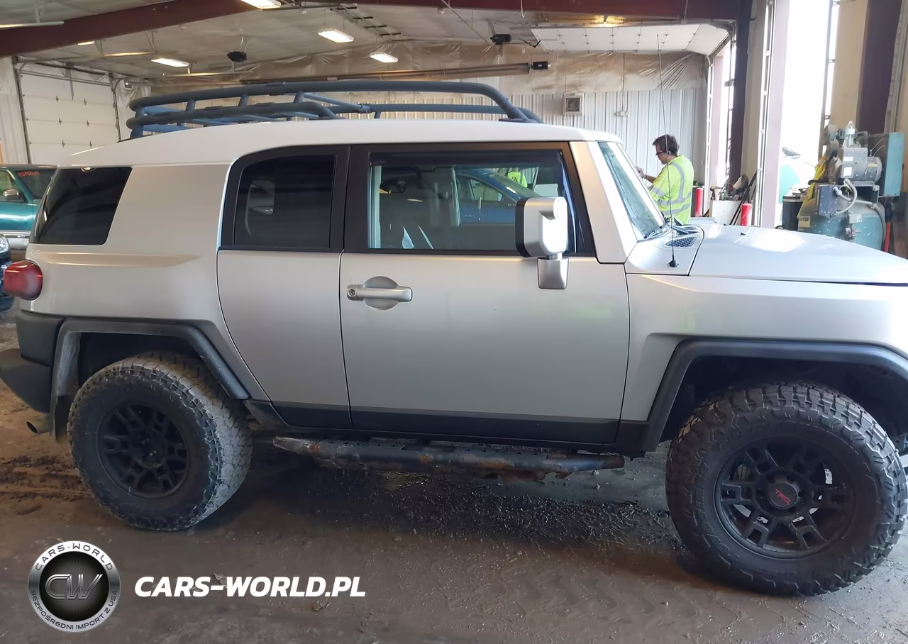2007 Toyota Fj Cruiser VIN:JTEBU11F570034866 - 13