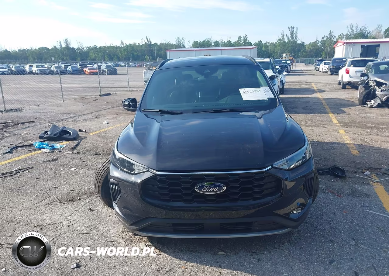 2025 Ford Escape St-Line VIN:1FMCU0MN8SUA64186 - 13