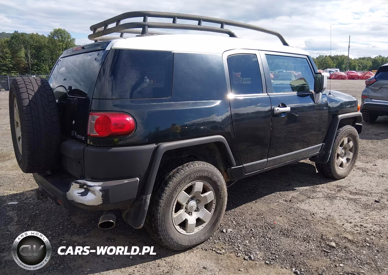 2007 Toyota Fj Cruiser VIN:JTEBU11F470024877 - 4