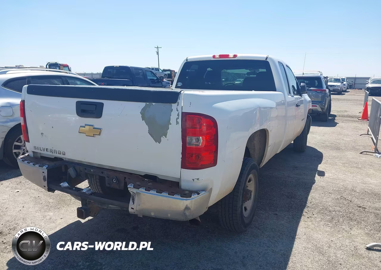 2009 Chevrolet Silverado 2500Hd Lt VIN:1GCHC59K39E115851 - 4