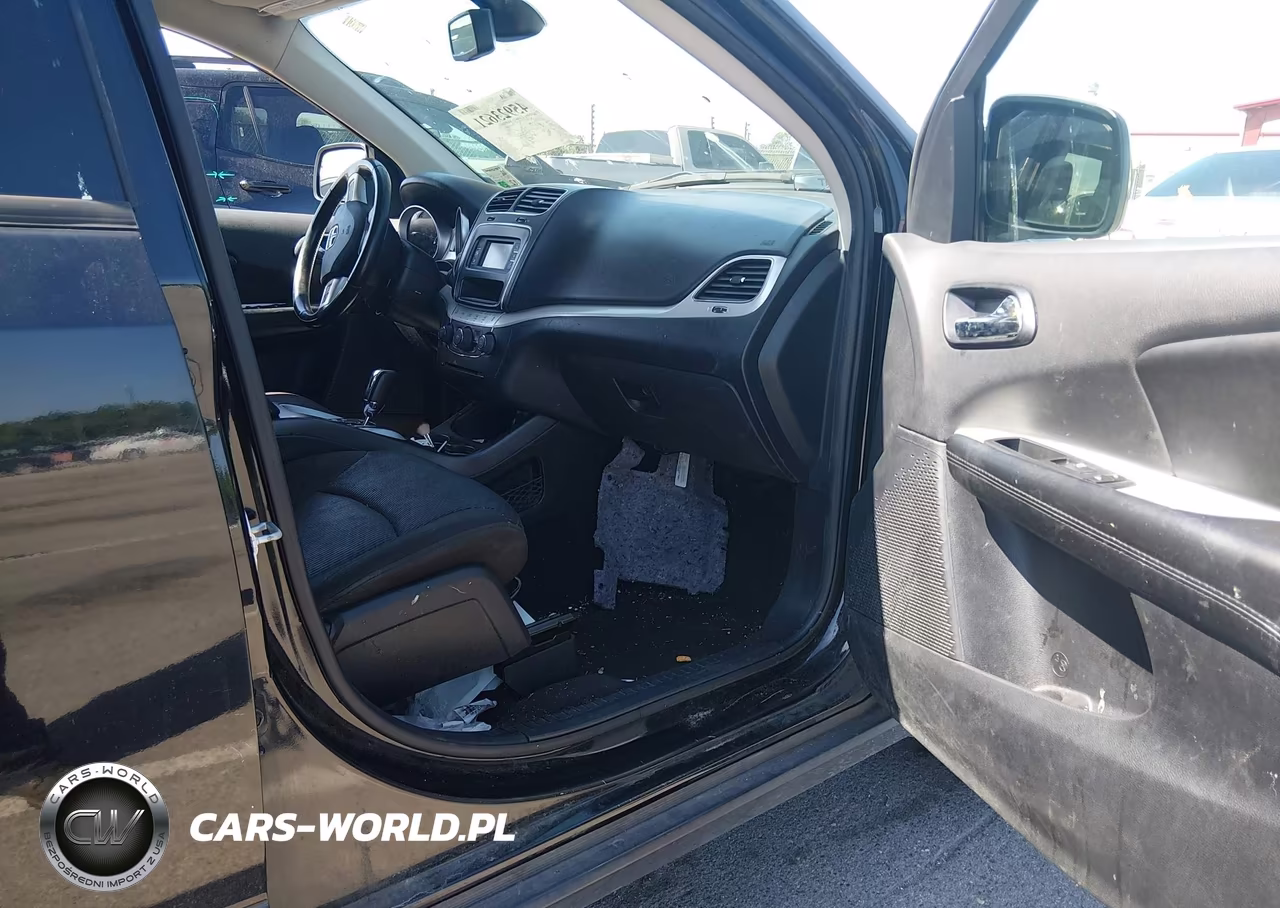 2019 Dodge Journey Se VIN:3C4PDCBB5KT852482 - 5
