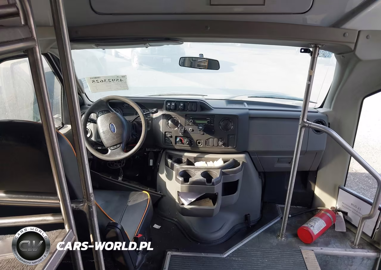 2013 Ford E-350 Cutaway VIN:1FDEE3FS8DDA64184 - 6