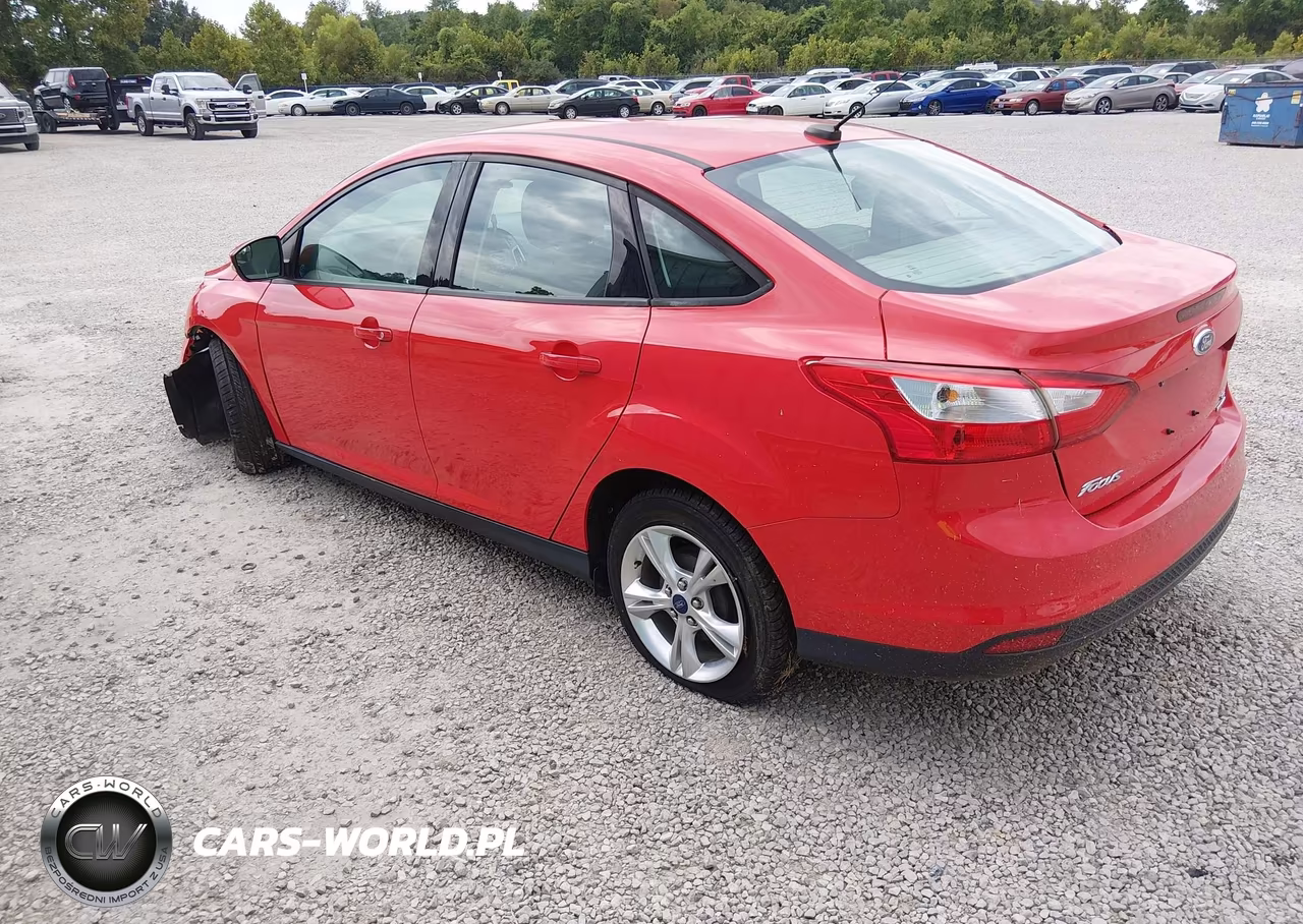2014 Ford Focus Se VIN:1FADP3F25EL235223 - 3