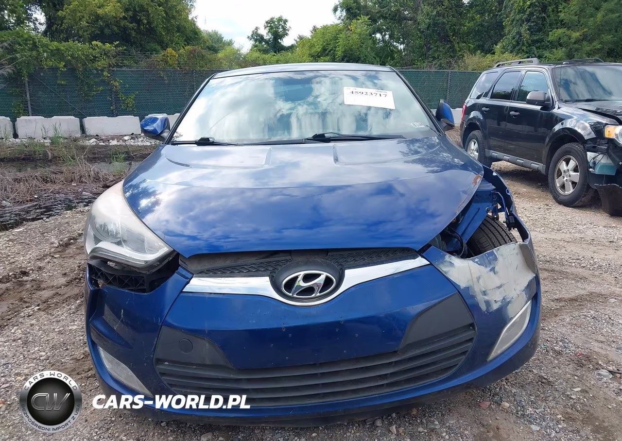 2017 Hyundai Veloster VIN:KMHTC6AD4HU322410 - 6